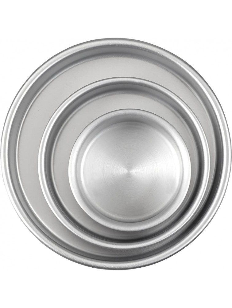 Wilton Aluminum Round Cake Pans 3-Piece Set with 8-Inch 6-Inch and 4-Inch Cake Pans - BUC5OMQ3H