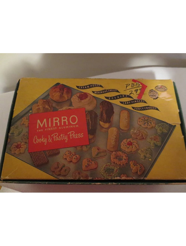 VINTAGE Mirro Cooky Cookie Press in Original Box w 12 Designs in Wood Tray 3 Tips recipe book -- as shown - B4DEUHT06